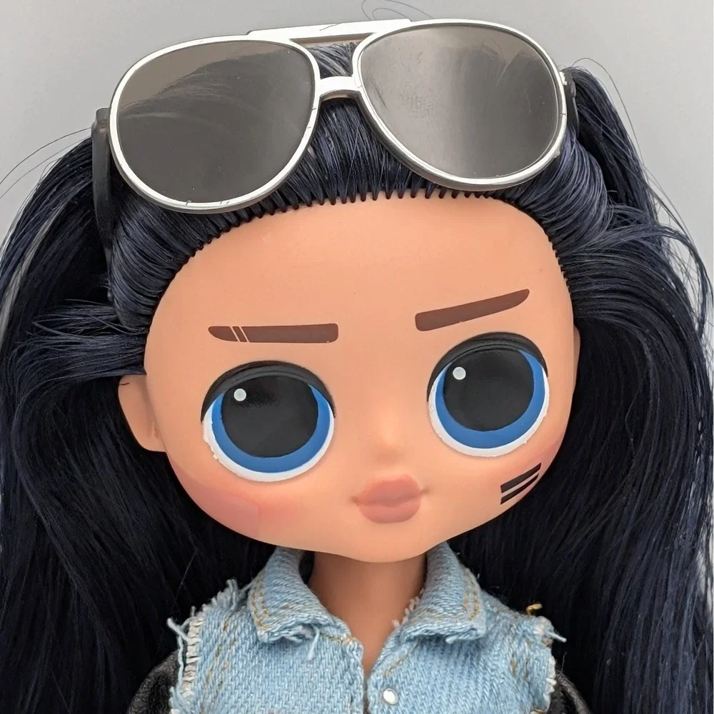 LOL Surprise OMG Remix Punk Grrrl and Rocker Boi Fashion Doll 2-Pack Set
